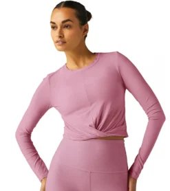 Beyond Yoga Featherweight Center Stage Cropped Long Sleeve