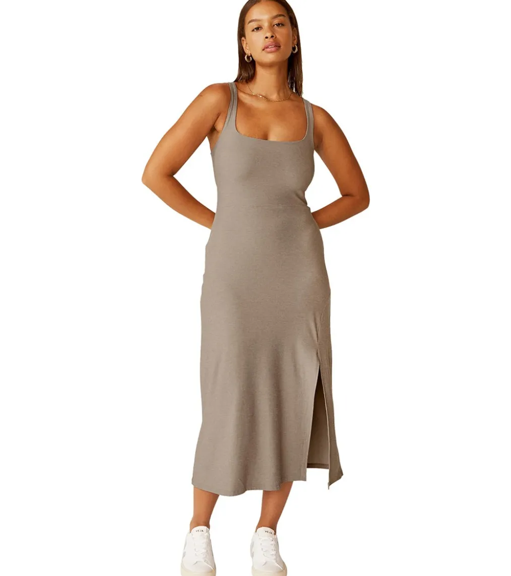 Beyond Yoga Featherweight Getaway Dress