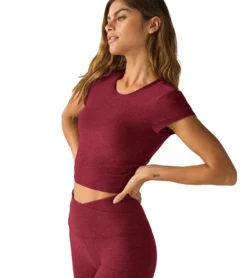 Beyond Yoga Featherweight Let Go Twist Back Cropped Tee