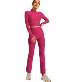 Beyond Yoga Featherweight Moving On Cropped Pullover