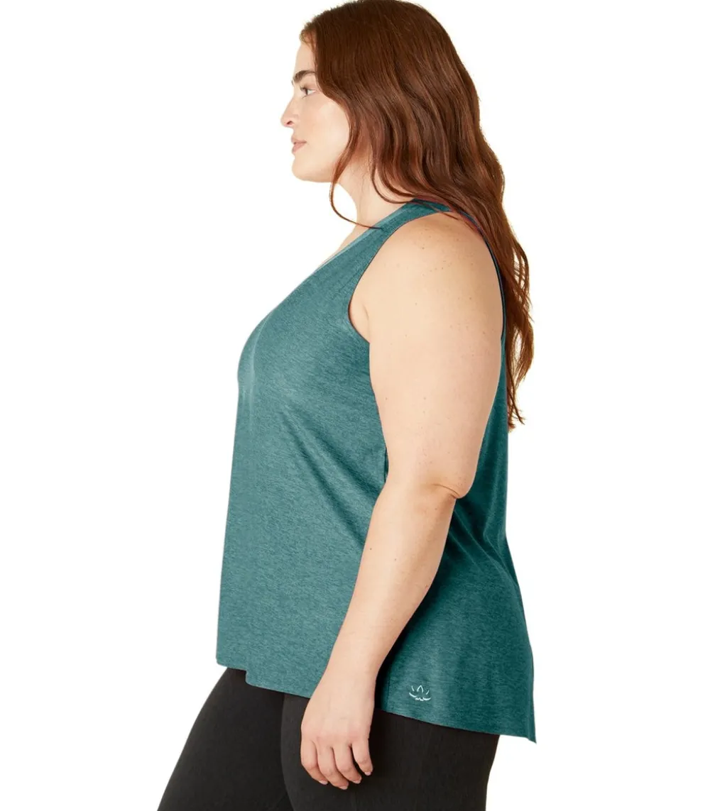 Beyond Yoga Plus Featherweight All About It Split Back Tank