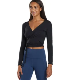 Everyday Yoga Studio to Street Layering Crop Wrap