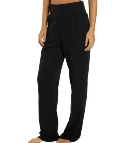 Marika Arlo Pant
