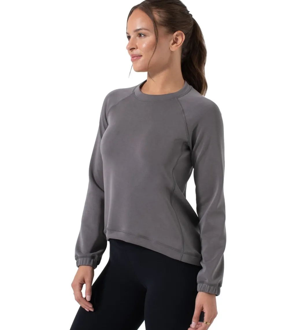 NUX Sleek Sweat Pullover