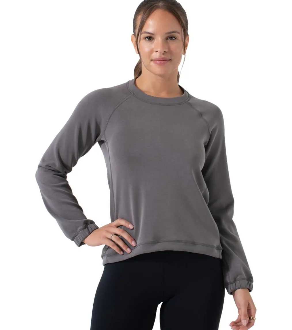 NUX Sleek Sweat Pullover