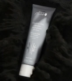 100% Pure Charcoal Clay Cleanser