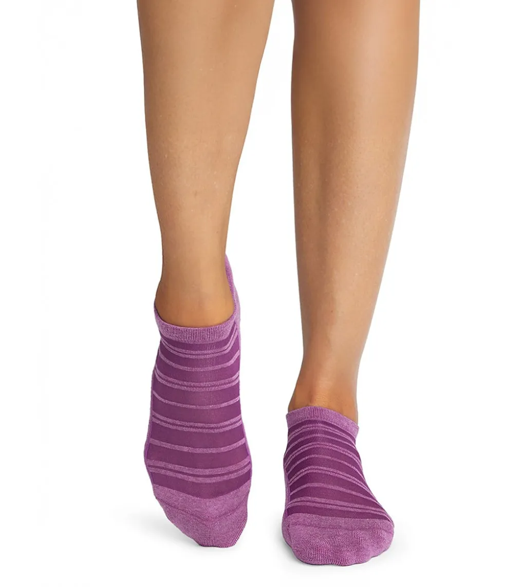 Tavi Breeze Savvy Grip Socks