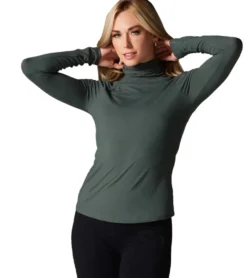 Tavi Chill Turtleneck