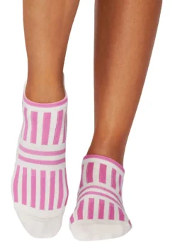 Tavi Savvy Grip Socks
