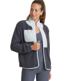 Thrive Societe Sherpa Snap Jacket