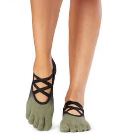 Toesox Elle Full-Toe Yoga Grip Socks