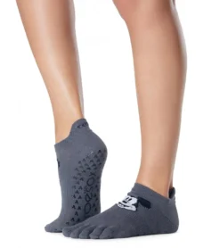 Toesox Low Rise Full-Toe Yoga Grip Socks
