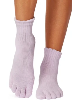 Toesox Melody Scallop Full-Toe Grip Socks