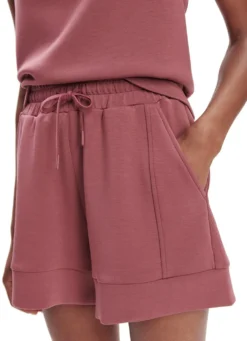 Varley Atrium High Rise 4.5 Short