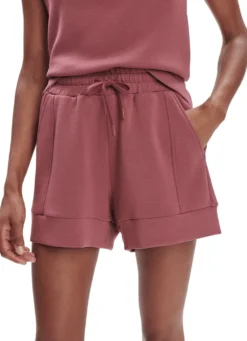 Varley Atrium High Rise 4.5 Short