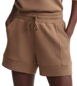 Varley Atrium High Rise 4.5 Short