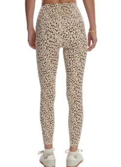 Varley Let's Move Pocket High 25