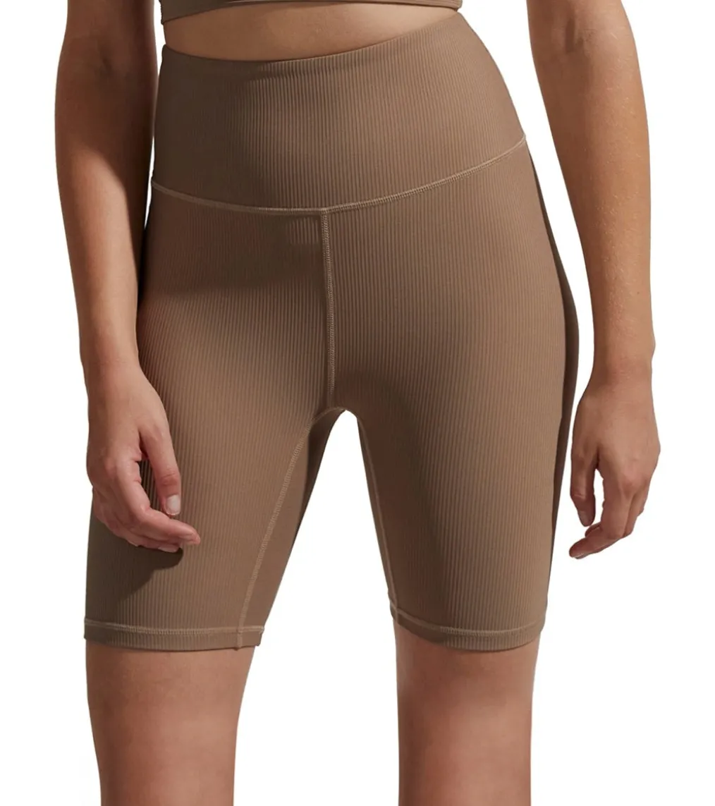 Varley Let's Move Rib Short 7