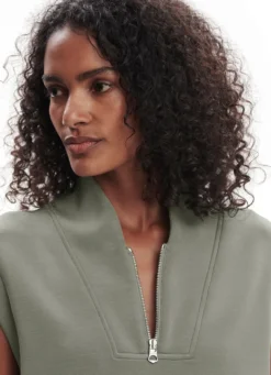 Varley Loretta Half Zip Sleeveless Sweatshirt